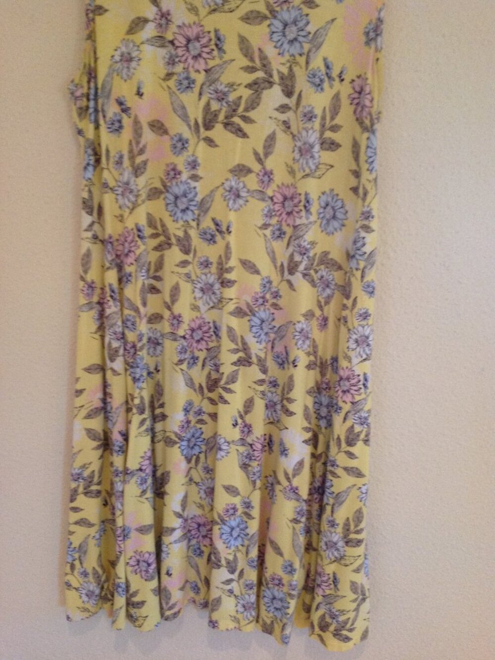 Dress Medium - Picture 5 of 9